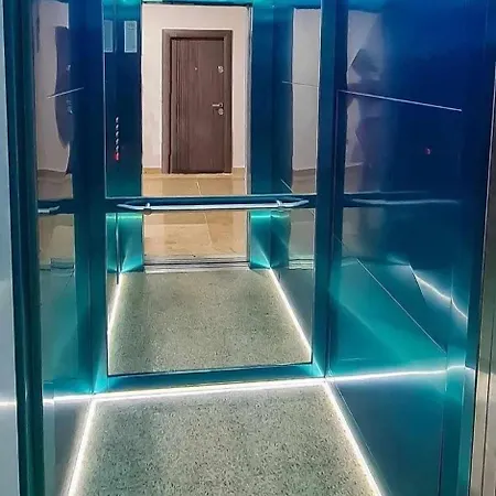Almar Beach Apartmán *
